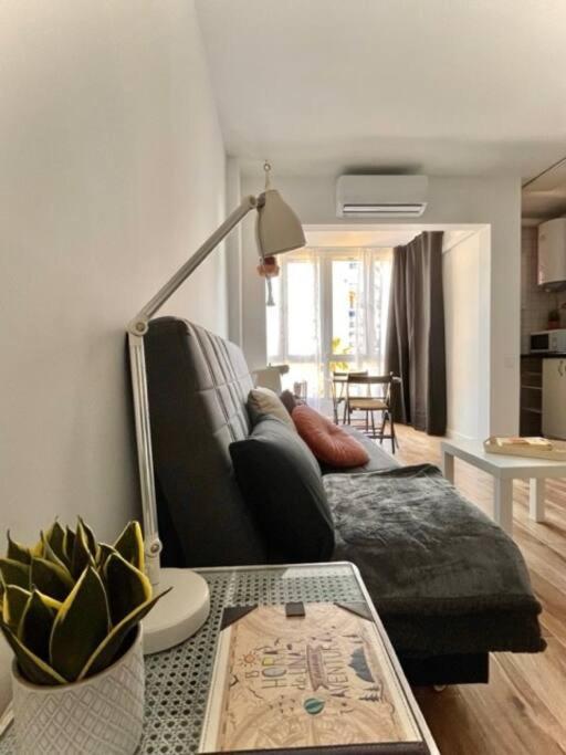 Acogedor Estudio 650 M De Playa Фуэнхирола Экстерьер фото