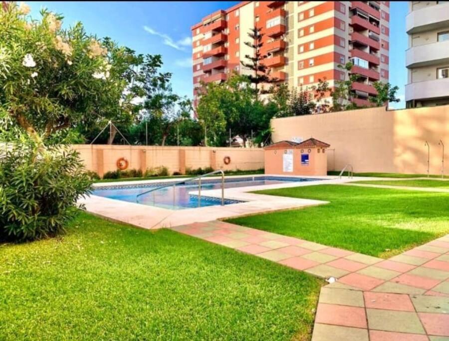 Acogedor Estudio 650 M De Playa Фуэнхирола Экстерьер фото