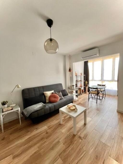Acogedor Estudio 650 M De Playa Фуэнхирола Экстерьер фото